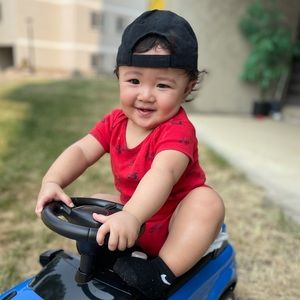 Meet your Posher, Mayrevelle